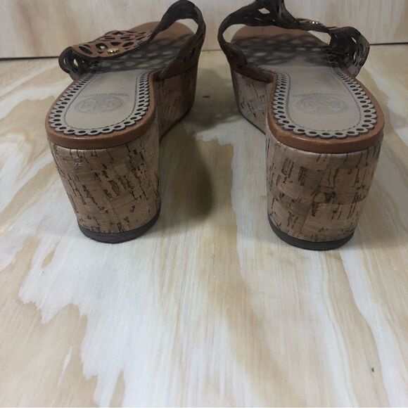 Tory Burch Elaine Wedge Sandals Size 8 - Picture 2 of 9